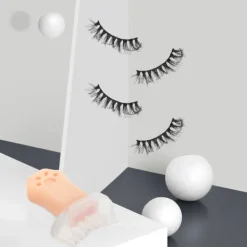 2 st Sminkverktyg för Ögonfransschabloner Återanvändbara Kosmetika Bottenstämpel><noscript><img width=