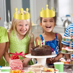 36 stycken gyllene kungakronor guldfolie papper party krona hatt mössa för födelsedagsfirande babyshower fotorekvisita (guld)><noscript><img width=