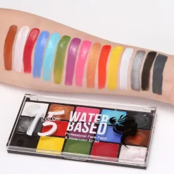 Barnsmink, delad kakpalett, ansiktsmålning><noscript><img width=