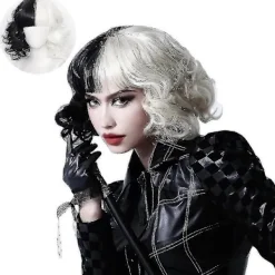 Cruella De Vil Cosplay Peruk Halv Svart och Vit för Kvinnor Cosplay Tillbehör, Kort Vågig Bob Halloween Party Peruker med Lugg><noscript><img width=