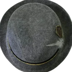 Dekorativa fjäderhattar, Western mountainhattar, Oktoberfesthat, bayerska kostymklänningar, cosplayhattar No,><noscript><img width=