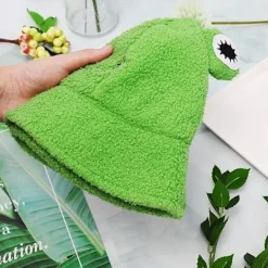 Gosig grodhatt söt vintergrön packbar hinkhatt håller värmen rolig djur><noscript><img width=