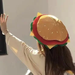 Hamburgerhatt för vuxna Söt Rolig Realistisk Bekväm Stretchig Kostymtillbehör Mjuk Herr Dam Snabbmat Hamburgerkeps för Present><noscript><img width=