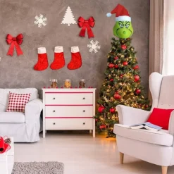 Juldekorationer, julgransprydnad och lurvig grön armdekoration KLB><noscript><img width=