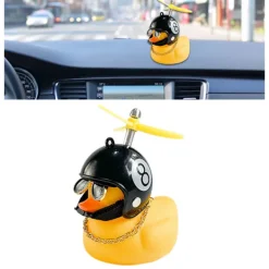 Kördekor Anka med Hjälm 5.5x6x5.5cm Vindbrytande Motorcykel Dekoration Leksak Bil Prydnader Tillbehör Typ 3><noscript><img width=