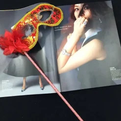 Maskeradmask med handtag Venetian Halv Ansikte Blomma Sexig Halloween Mask Dans Bröllopsfest Dekorationer{FY}><noscript><img width=